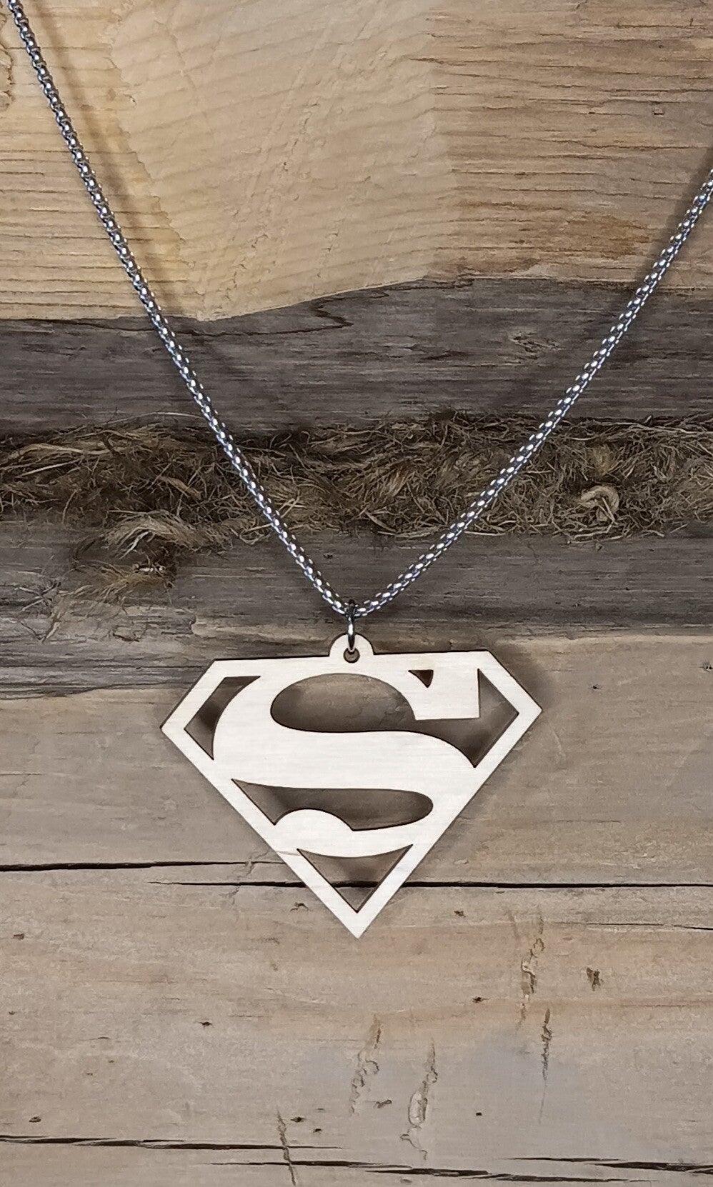 Puukaulakoru superman
