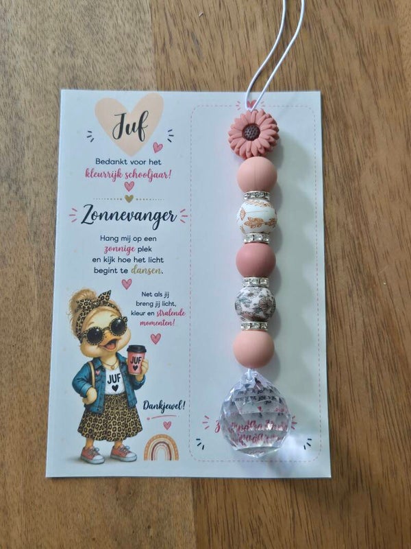 Zonnevanger Juf Oud roze bloem