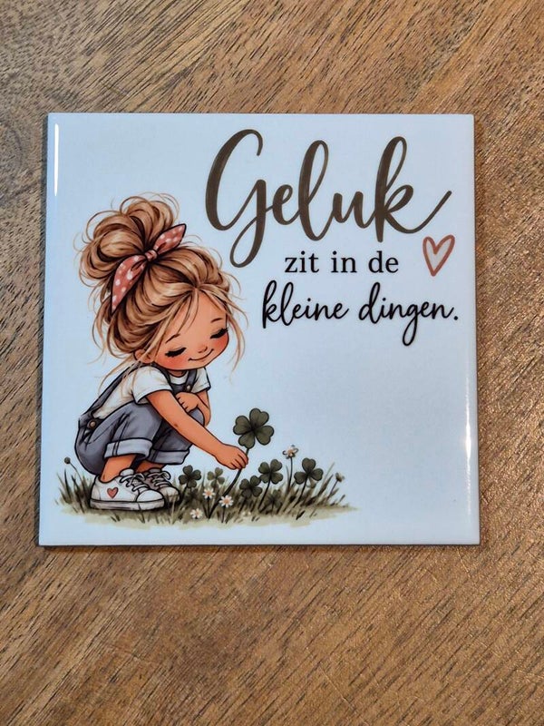 Tegel | Geluk zit in kleine dingen