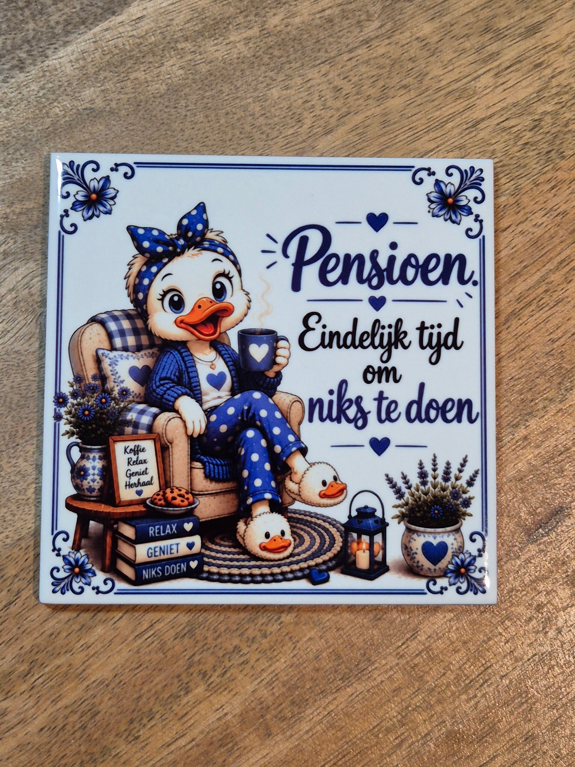 Tegel | Pensioen eindelijk tijd om niks te doen vrouw (blauw)