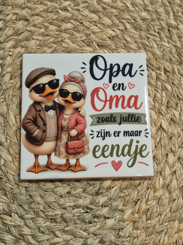 Tegel | Opa en Oma zoals jullie zijn er maar eendje