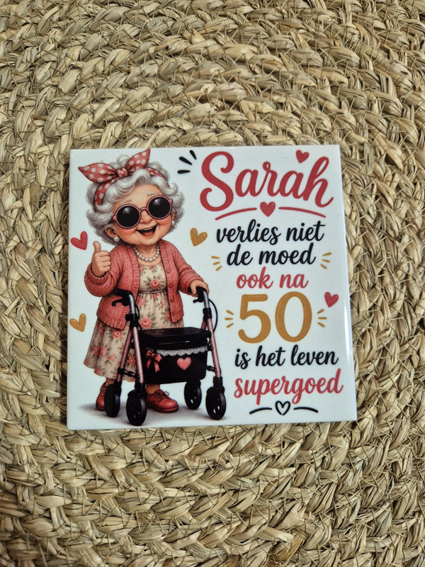 Tegel | Sarah