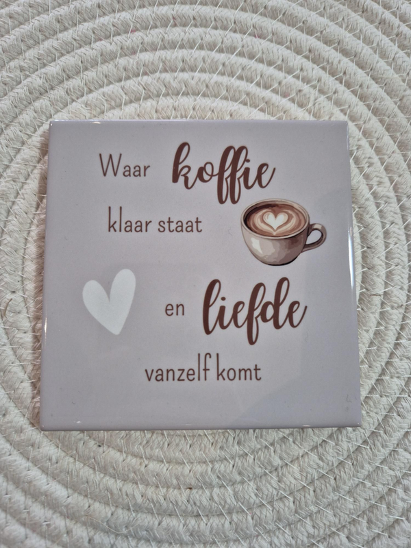 Tegel | Waar koffie altijd klaar staat en liefde vanzelf komt