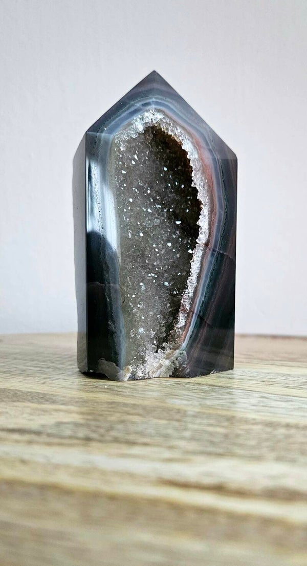 Agaat Obelisk (punt) met Druzy - Brazillië #43