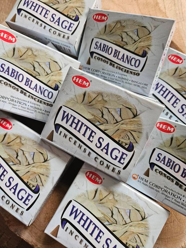 Witte Salie wierrook kegeltjes