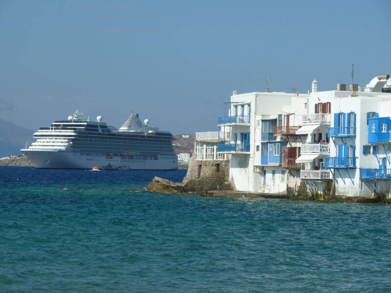 Marina  | www.oceania-kreuzfahrten.com