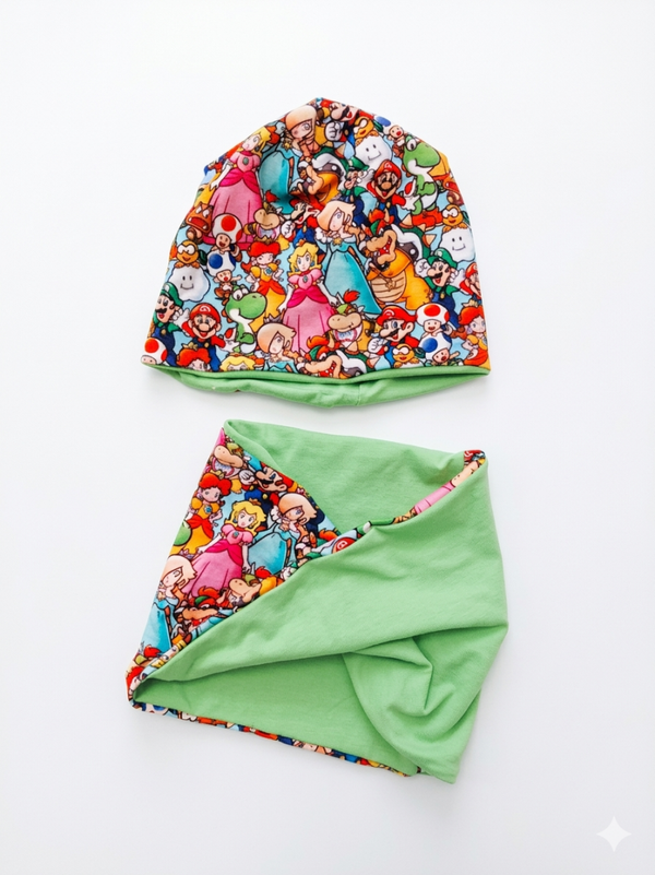 Set bestehend aus Beanie und gedrehtem Loop
