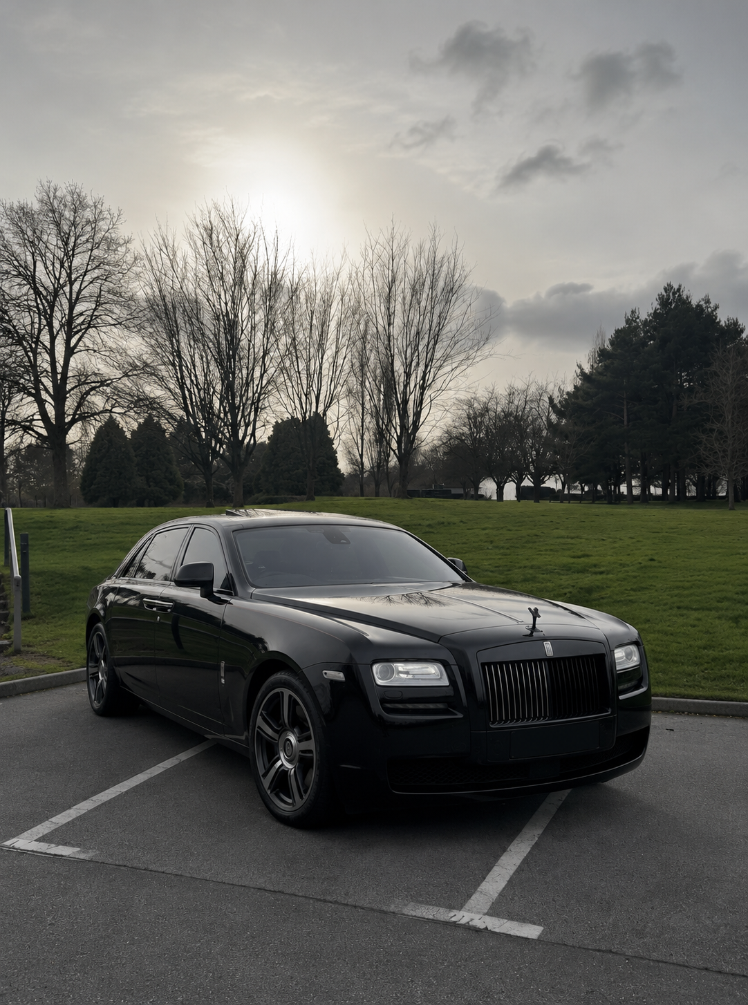 Black Rolls Royce Ghost