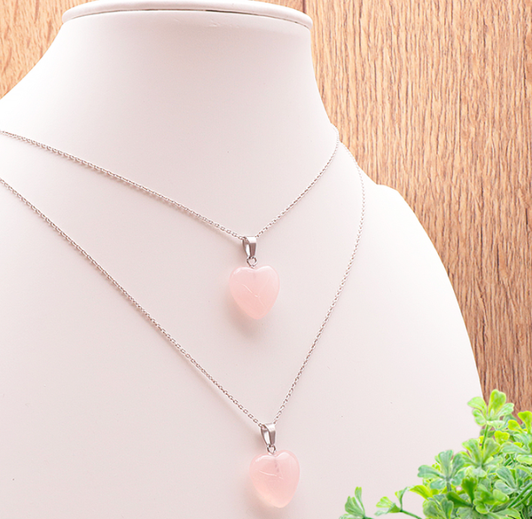 🌸 Pendentif Cœur en Quartz Rose – Pierre Naturelle
