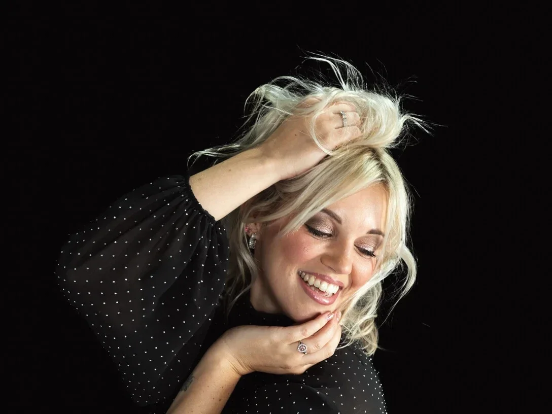 Professionele zakelijke portretfoto gemaakt in de fotostudio van Promofoto WoWWoW in Zwevegem.