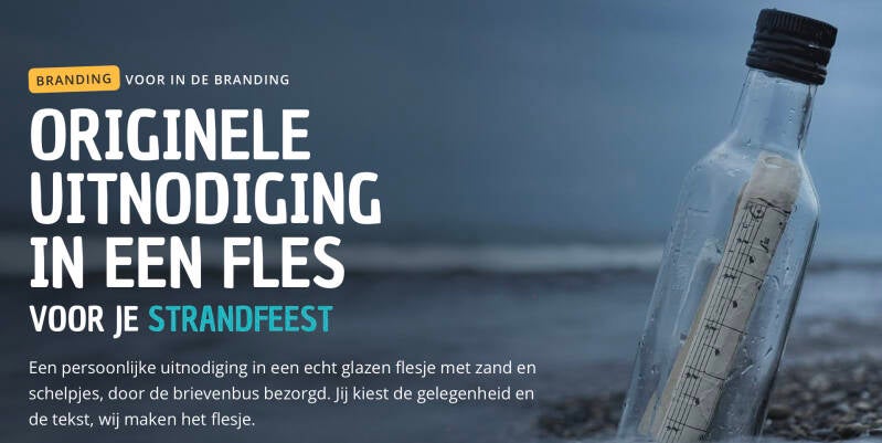 originele uitnodiging in een fles