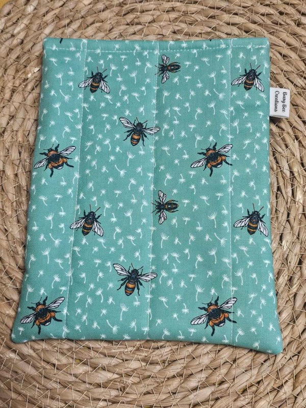 Teal bee kindle sleeve