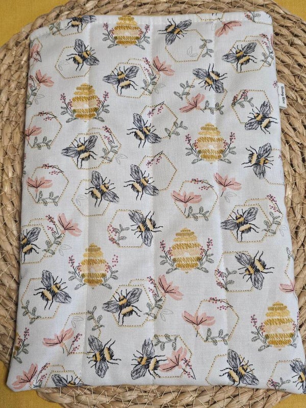 Bee hive book sleeve