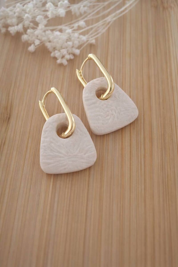 Sandy Hoops