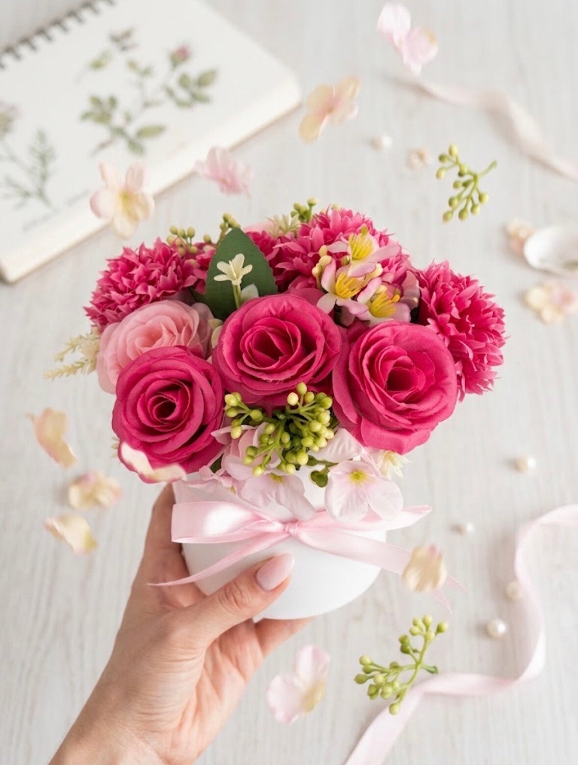 Roze gift boeket