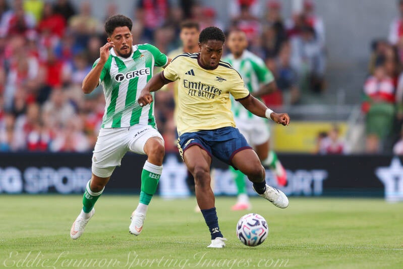 arsenal-v-real-betis-10-of-62-standard.jpg