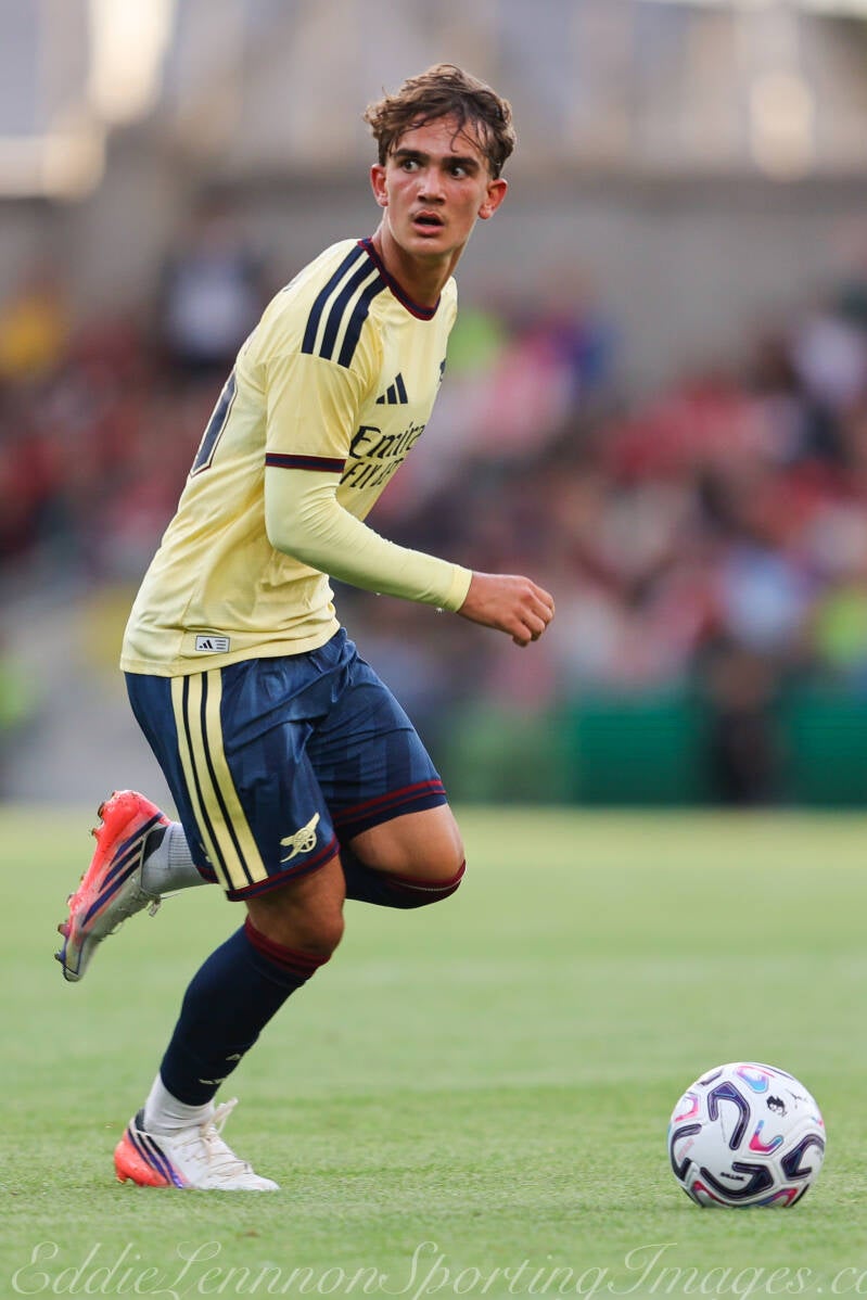arsenal-v-real-betis-22-of-62-standard.jpg