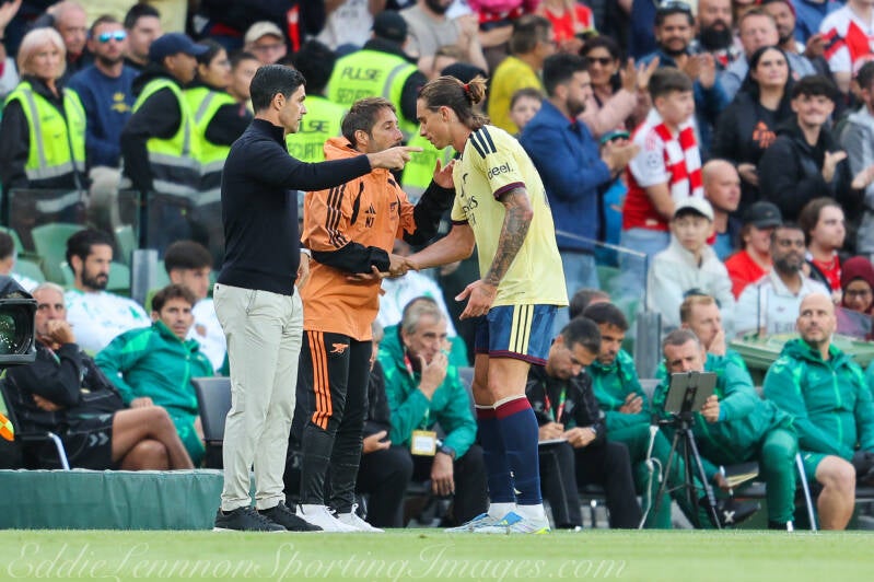 arsenal-v-real-betis-32-of-62-standard.jpg