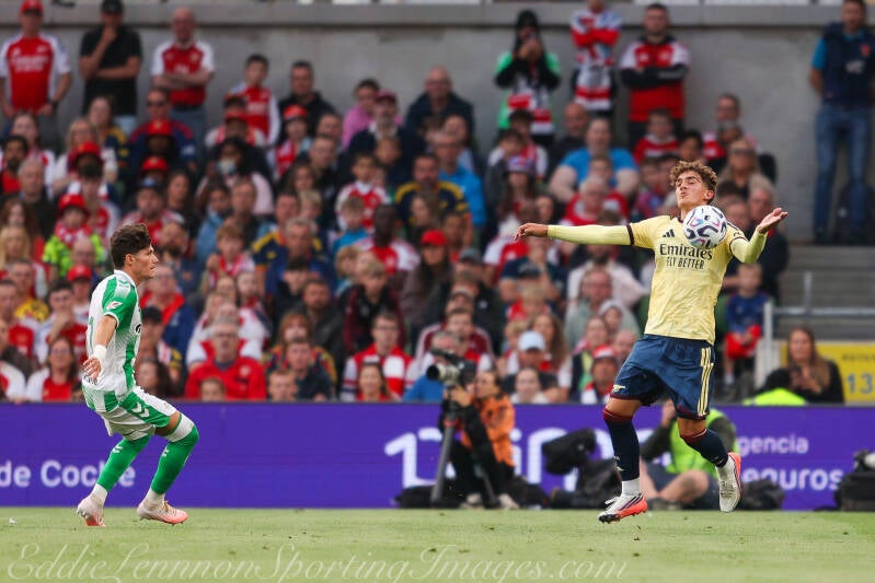 arsenal-v-real-betis-34-of-62-standard.jpg