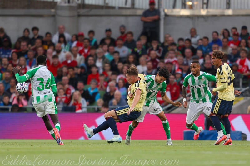 arsenal-v-real-betis-38-of-62-standard.jpg