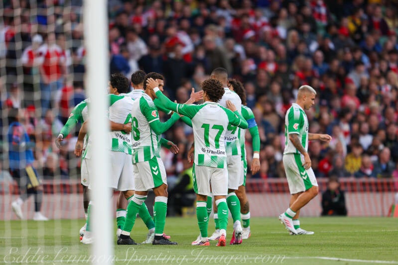 arsenal-v-real-betis-42-of-62-standard.jpg