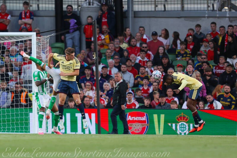 arsenal-v-real-betis-45-of-62-standard.jpg