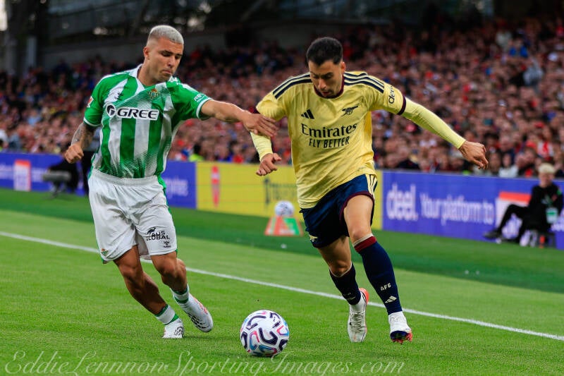 arsenal-v-real-betis-49-of-62-standard.jpg