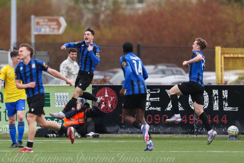athlone-town-fc-v-longford-town-fc-62-of-116-standard.jpg