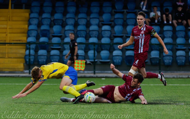 cobh-ramblers-fc-v-longford-town-fc-13-of-51-standard.jpg