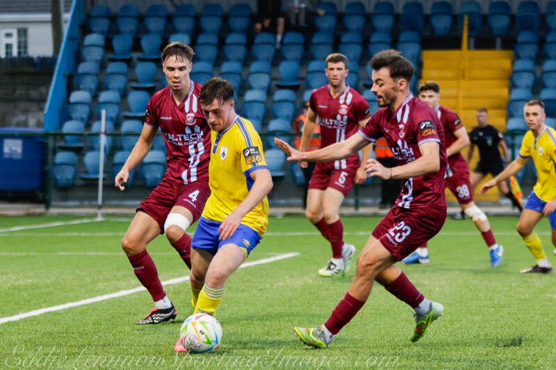 cobh-ramblers-fc-v-longford-town-fc-16-of-51-standard.jpg