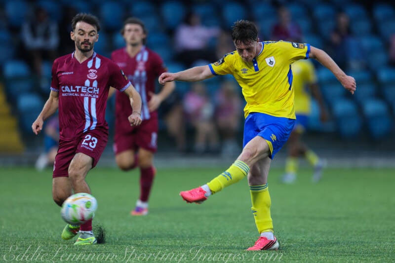 cobh-ramblers-fc-v-longford-town-fc-20-of-51-standard.jpg