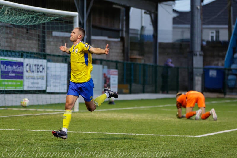 cobh-ramblers-fc-v-longford-town-fc-22-of-51-standard.jpg