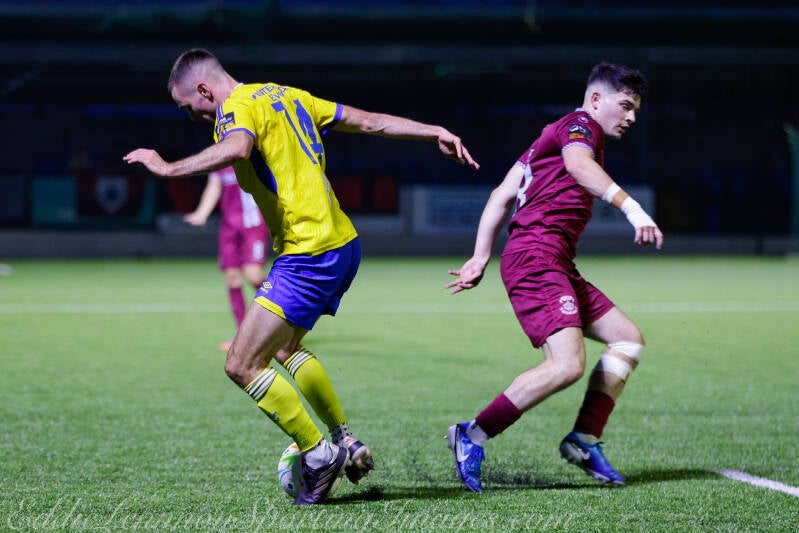 cobh-ramblers-fc-v-longford-town-fc-44-of-51-standard.jpg