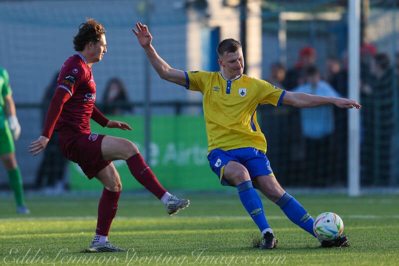 cobh-v-longford-3-of-77-standard.jpg