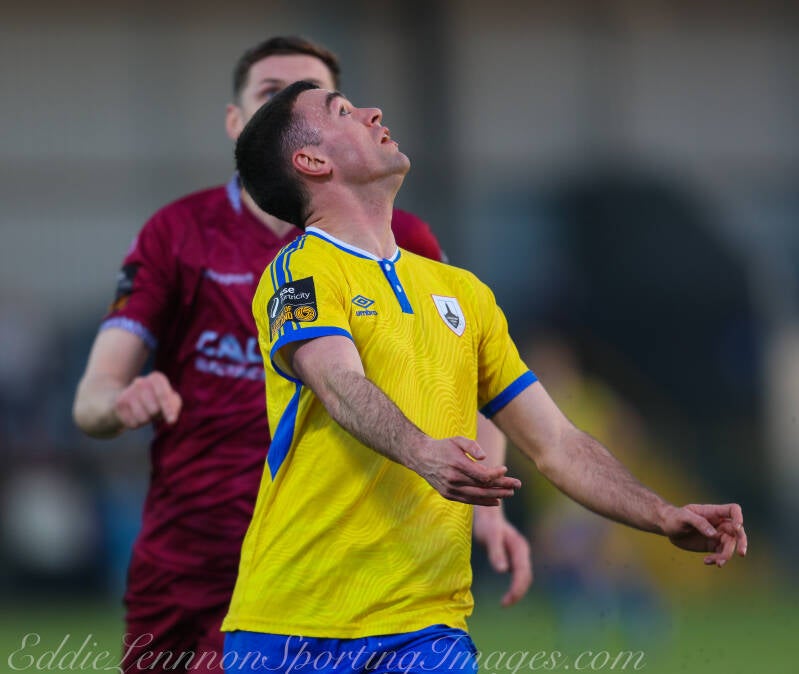 cobh-v-longford-31-of-77-standard.jpg