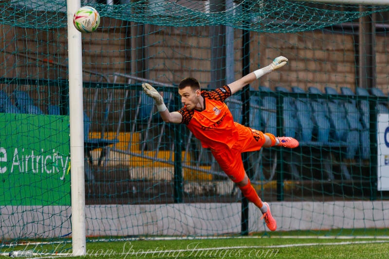 cobh-v-longford-35-of-77-standard.jpg