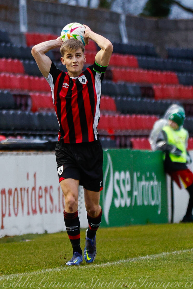 longford-town-fc-v-bray-wanderers-fc-5-of-95-standard.jpg