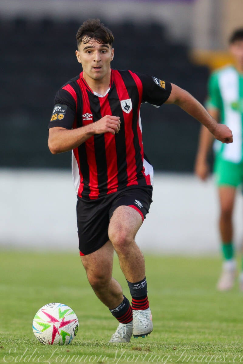 longford-town-fc-v-bray-wanderers-fc-54-of-66-standard.jpg