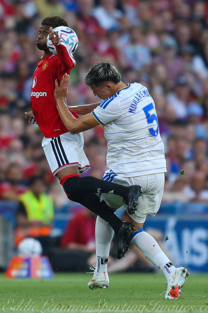 manchester-united-v-leeds-united-14-of-61-standard.jpg