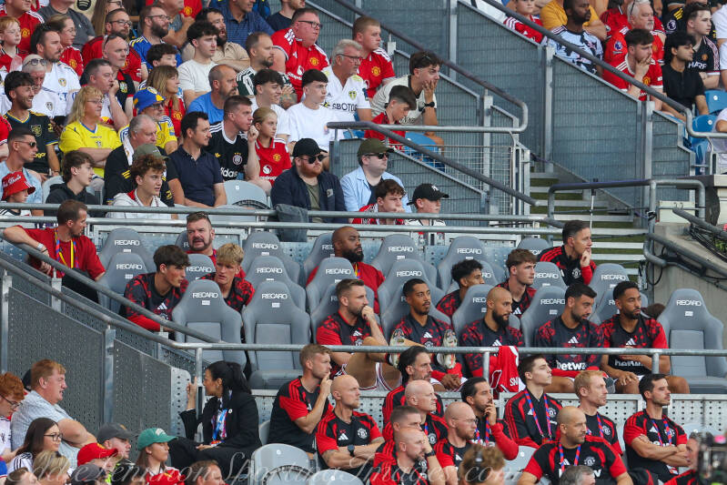 manchester-united-v-leeds-united-28-of-61-standard.jpg