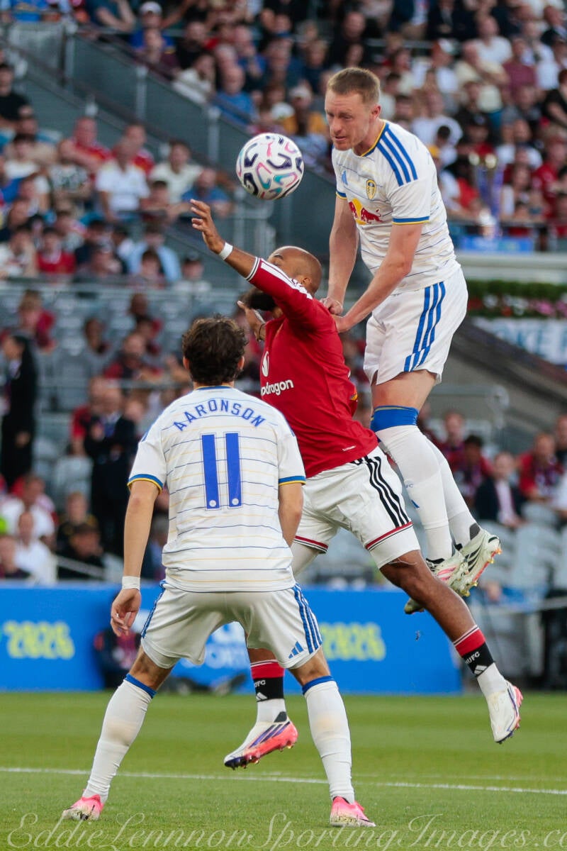 manchester-united-v-leeds-united-3-of-61-standard.jpg