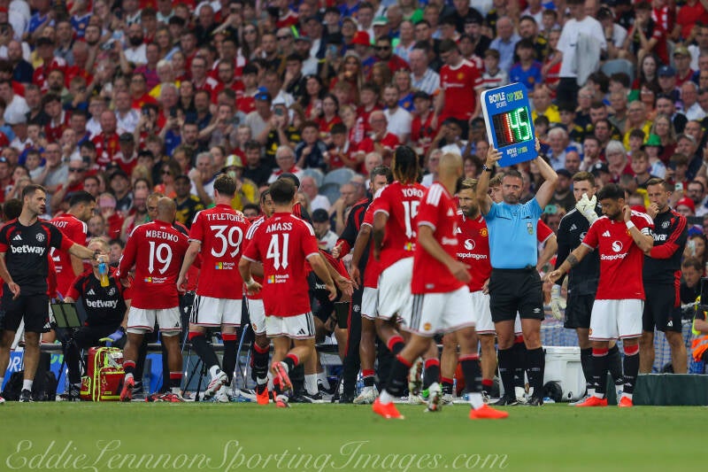 manchester-united-v-leeds-united-39-of-61-standard.jpg