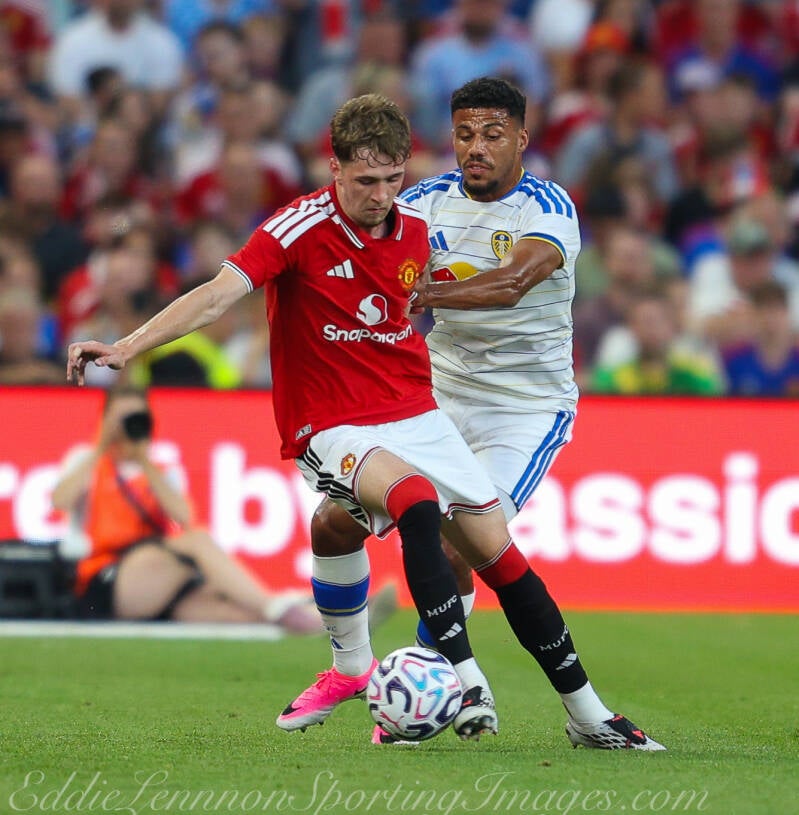 manchester-united-v-leeds-united-4-of-10-standard.jpg