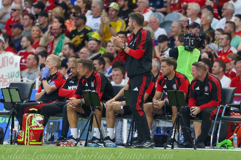 manchester-united-v-leeds-united-40-of-61-standard.jpg