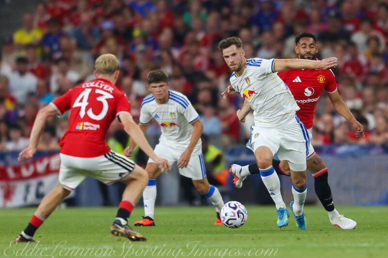 manchester-united-v-leeds-united-46-of-61-standard.jpg