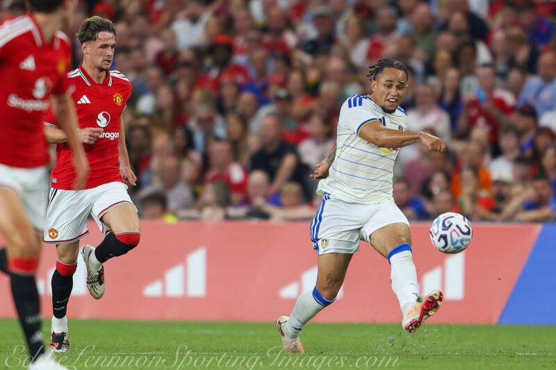 manchester-united-v-leeds-united-49-of-61-standard.jpg