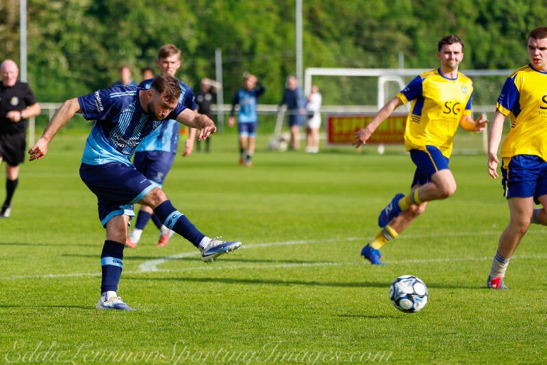 st-mochta-s-fc-v-douglas-hall-fc-64-of-71-standard.jpg