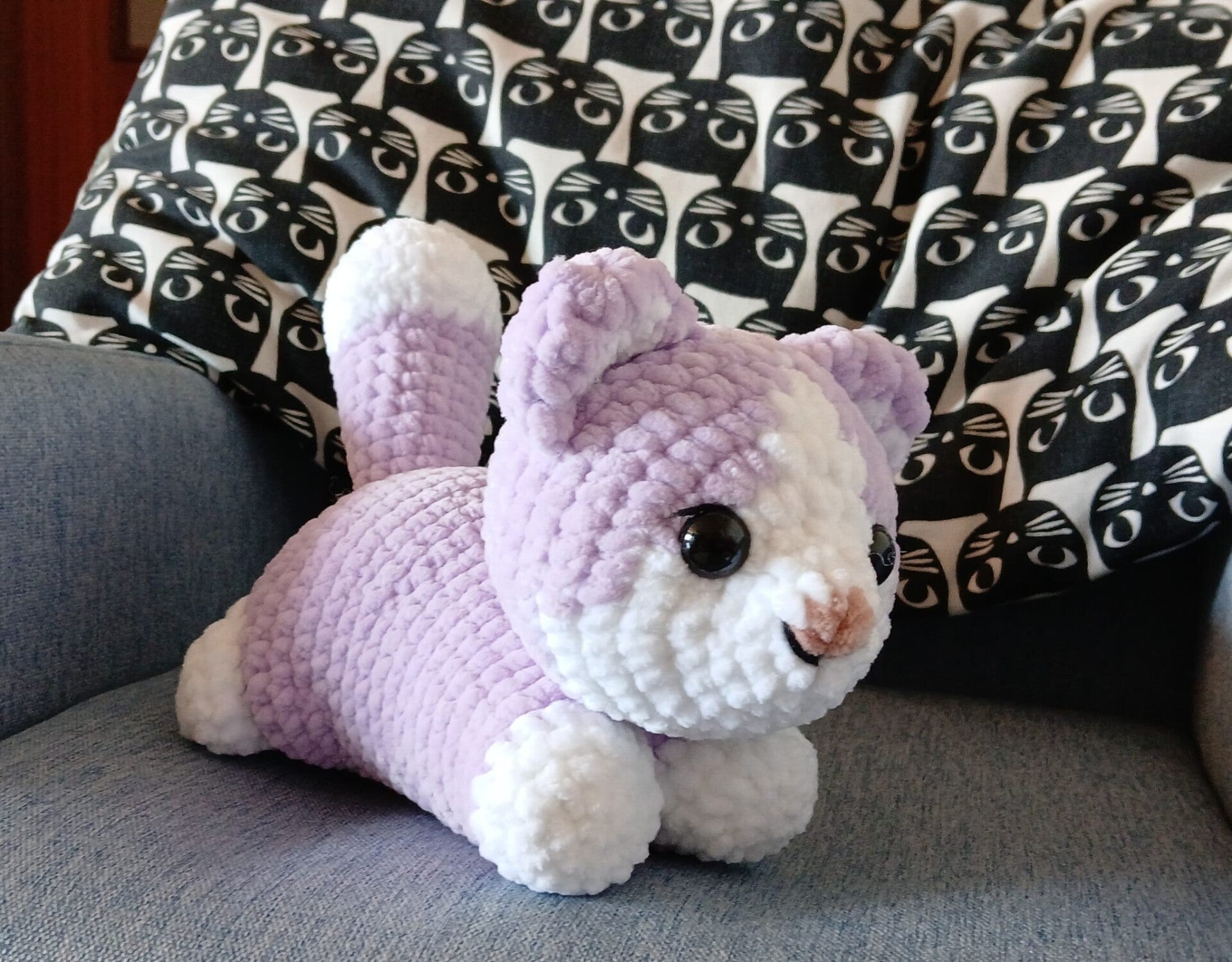 gato amigurumi tejido a mano artesanal