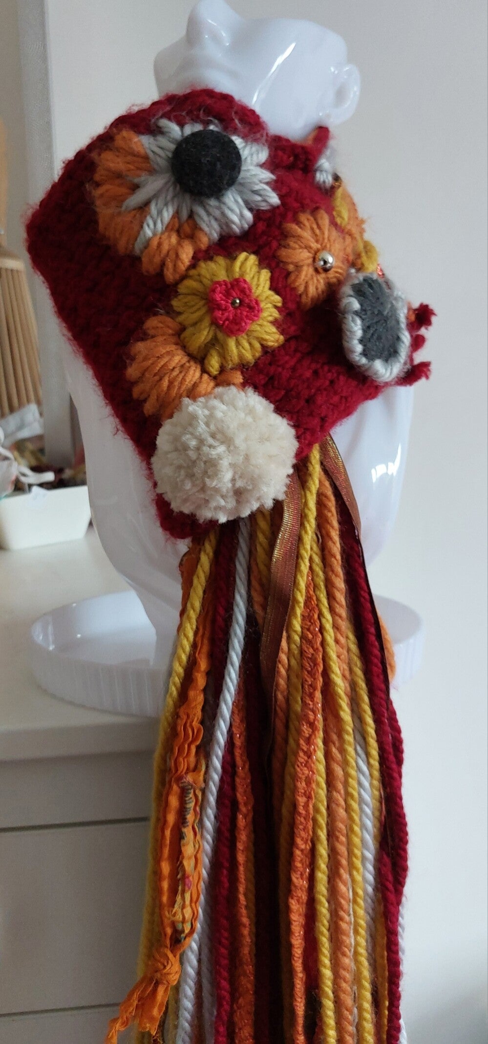 Echarpe bijoux tons bordeaux