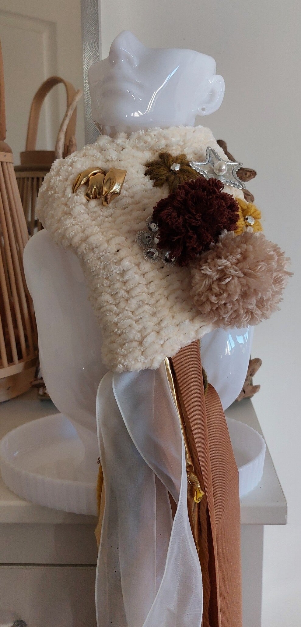 Echarpe bijoux tons écru